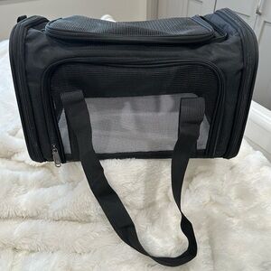 Small Pet Carrier, like new, black